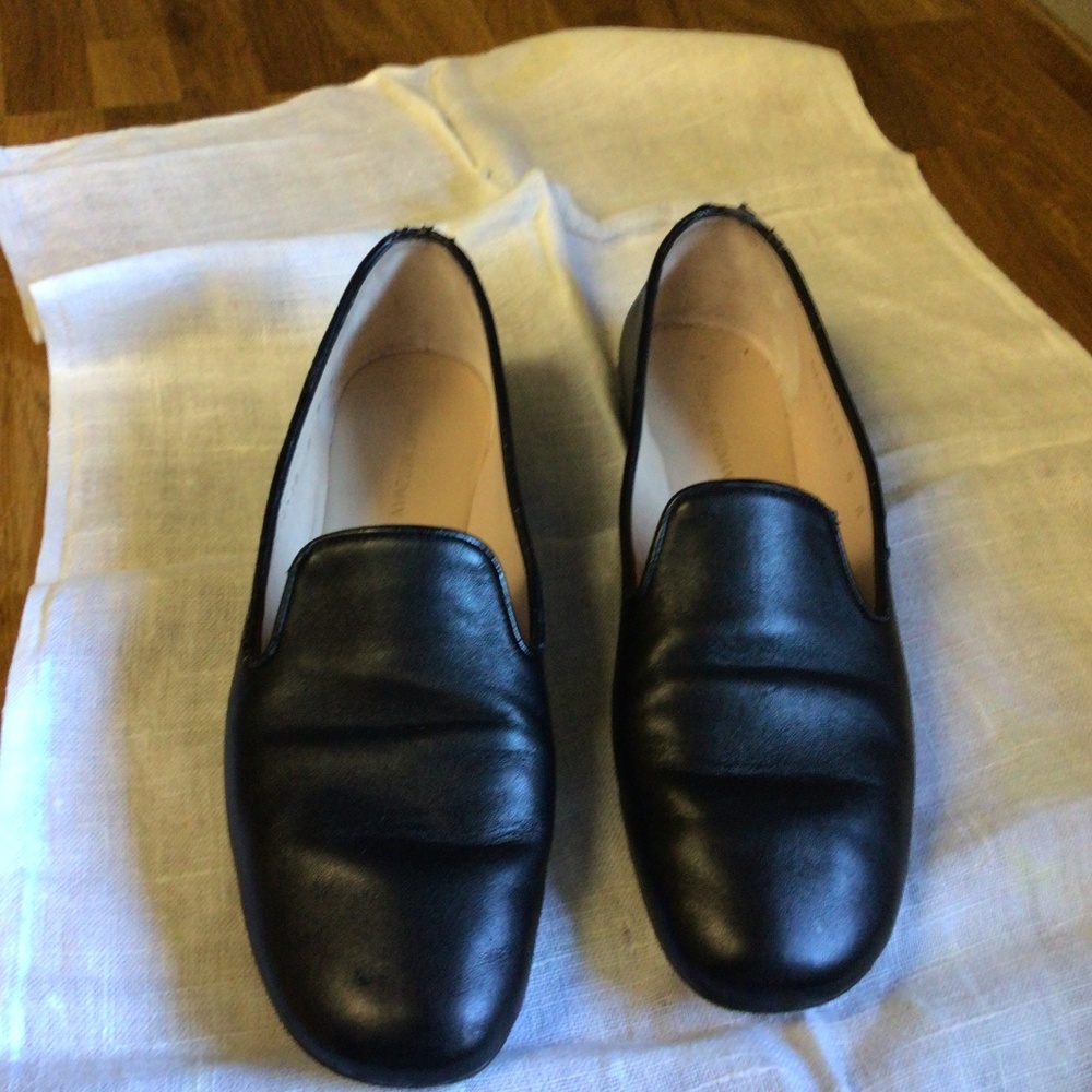 Stuart Weitzman soft leather womens flat loafers size 8 M